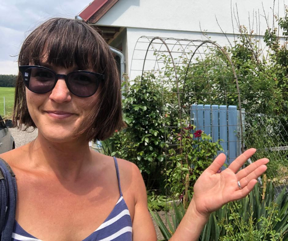 foto Petry, která zve na PRÁZDNINY NA zahradě
